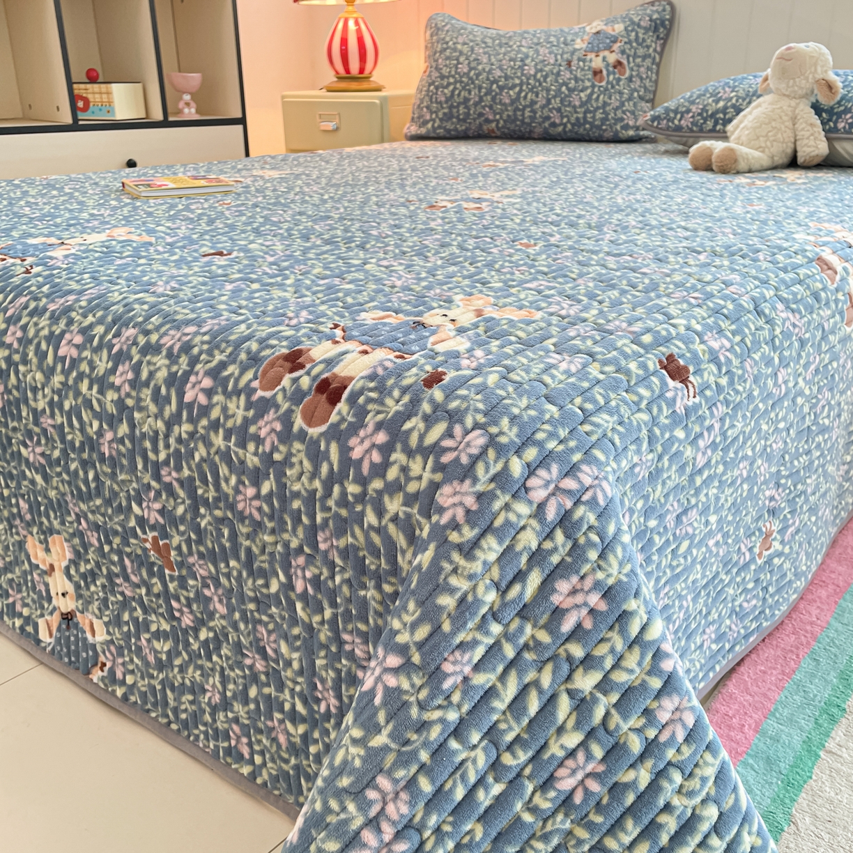 91家纺网 家纺一手货源 找家纺 （总）贝扬思家纺 2025新款高克重牛奶绒豆豆被套床盖四件套-悦心系列