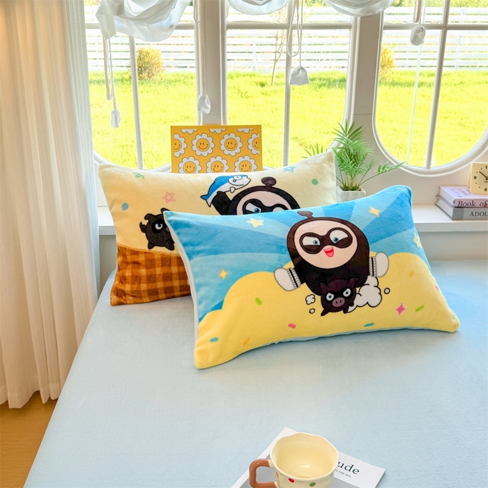 91家纺网 家纺一手货源 找家纺 （总）雯豆家纺 正版授权IP纯色贴布绣牛奶绒床笠三件套加厚卡通床垫保护套