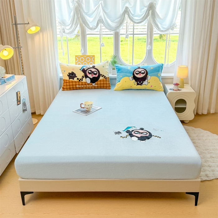 91家纺网 家纺一手货源 找家纺 （总）雯豆家纺 正版授权IP纯色贴布绣牛奶绒床笠三件套加厚卡通床垫保护套