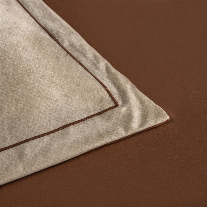 91家纺网 家纺一手货源 找家纺 梵克保罗 2025秋冬新品有氧臻棉绒数码印花9斤单品四件套牛奶绒兔毛绒 罗森堡-棕