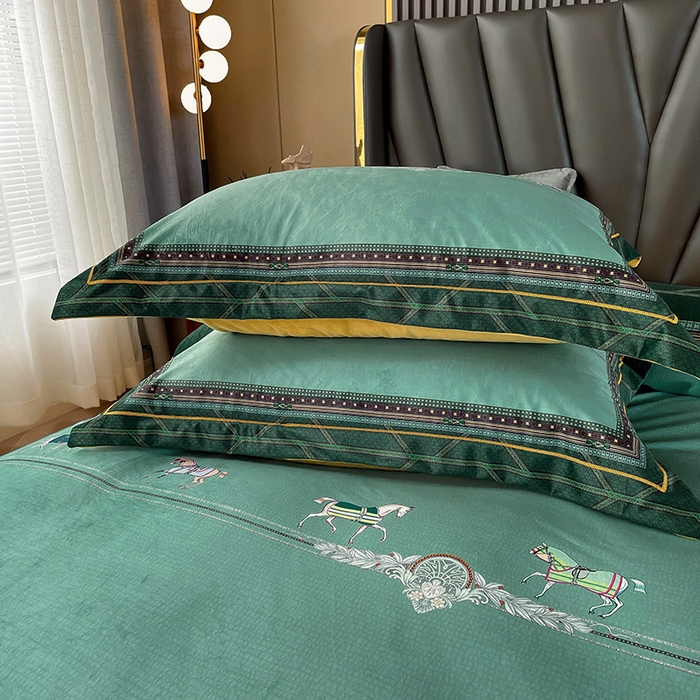 91家纺网 家纺一手货源 找家纺 梵克保罗 2025秋冬新品有氧臻棉绒数码印花9斤单品四件套牛奶绒兔毛绒 维纳斯-墨绿