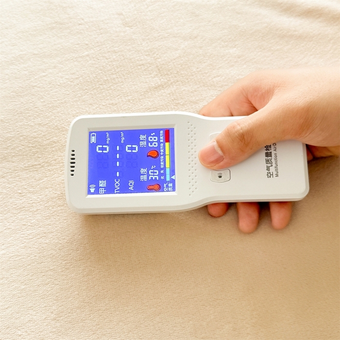 91家纺网 家纺一手货源 找家纺 雯豆家纺 正版授权IP纯色贴布绣牛奶绒床笠三件套加厚卡通床垫保护套 黑蛋仔-米