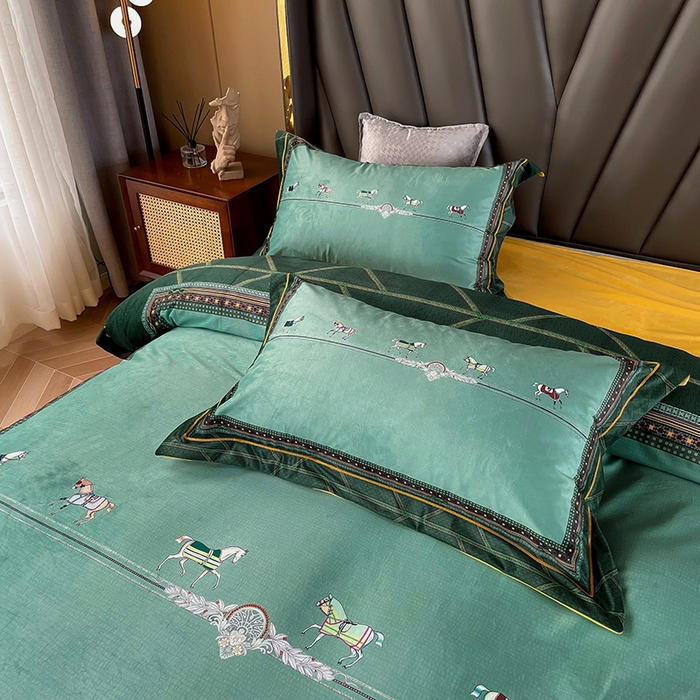 91家纺网 家纺一手货源 找家纺 梵克保罗 2025秋冬新品有氧臻棉绒数码印花9斤单品四件套牛奶绒兔毛绒-单品系列 维纳斯-墨绿