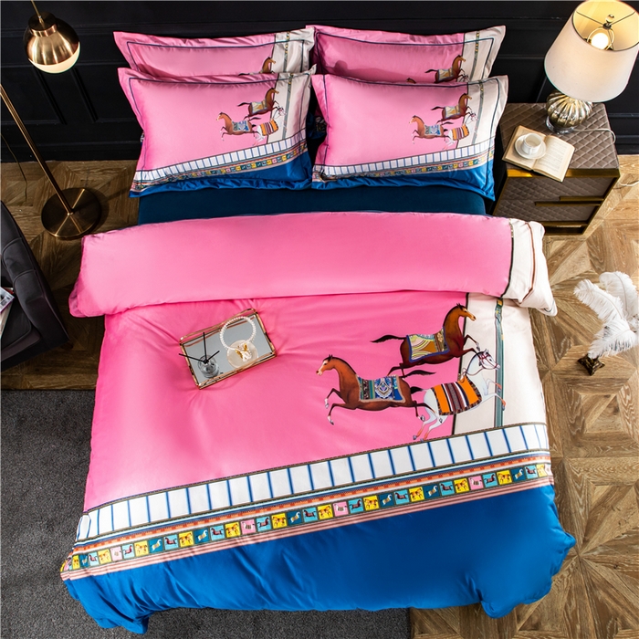 91家纺网 家纺一手货源 找家纺 梵克保罗 2025秋冬新品有氧臻棉绒数码印花9斤单品四件套牛奶绒兔毛绒-单品系列 马德里-粉