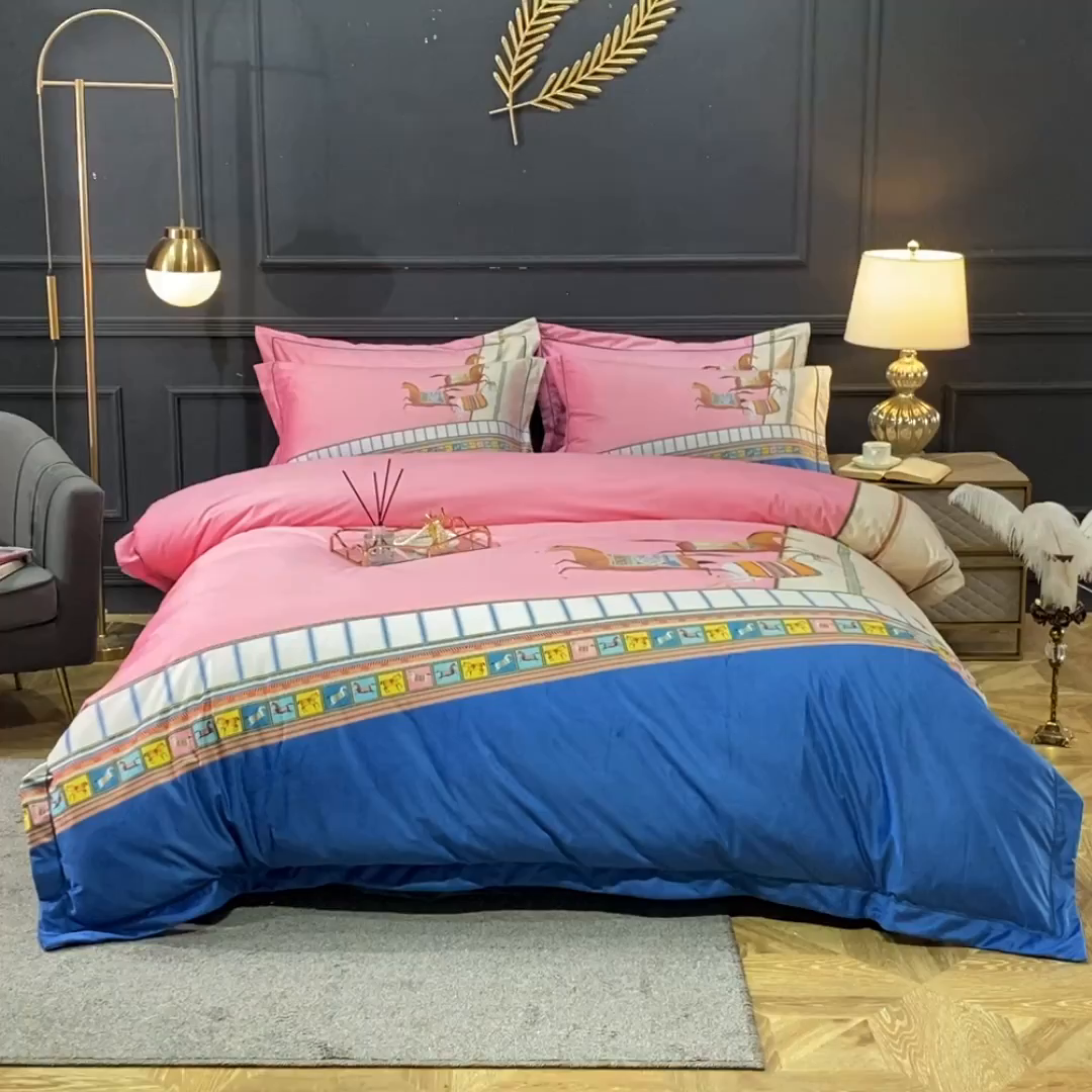 91家纺网 家纺一手货源 找家纺 梵克保罗 2025秋冬新品有氧臻棉绒数码印花9斤单品四件套牛奶绒兔毛绒-单品系列 马德里-粉