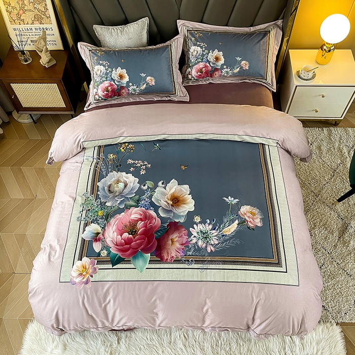 91家纺网 家纺一手货源 找家纺 梵克保罗 2025秋冬新品有氧臻棉绒数码印花9斤单品四件套牛奶绒兔毛绒-单品系列 流金岁月-豆沙