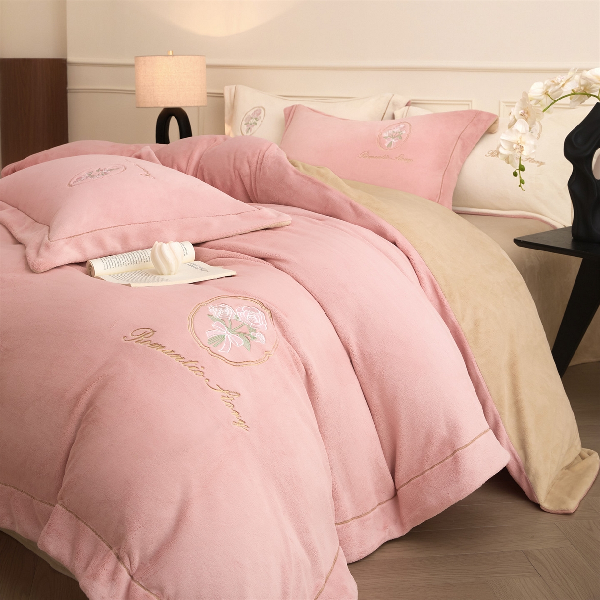 91家纺网 家纺一手货源 找家纺 （总）梦幻之城 2025新款牛奶绒系列四件套-沁雅