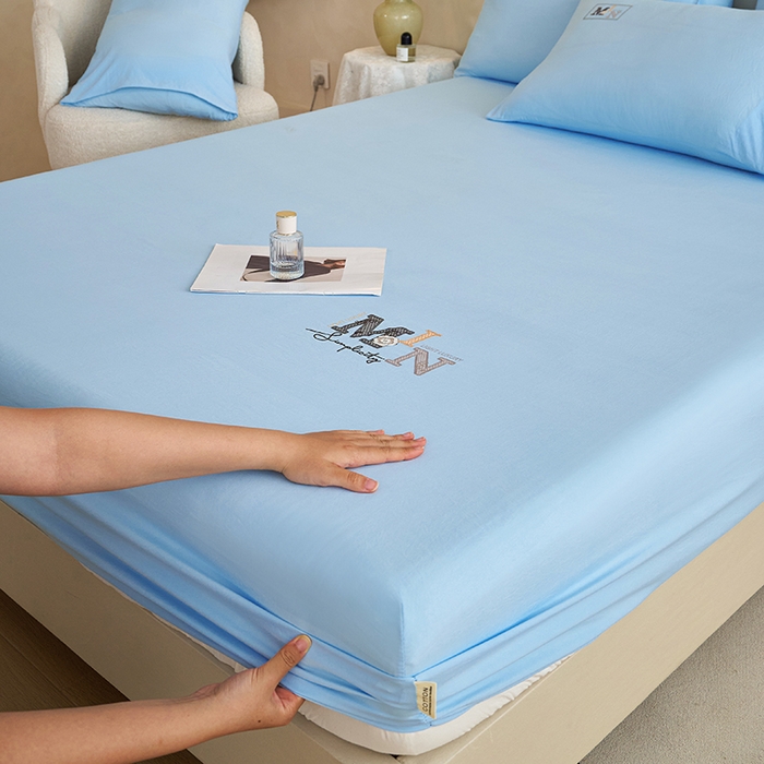 91家纺网 家纺一手货源 找家纺 爱诗诺家纺 2025新款亲肤A类锦小棉水洗色织原棉抗菌透气床笠四季款床罩床垫保护套 锦小棉床笠--天蓝