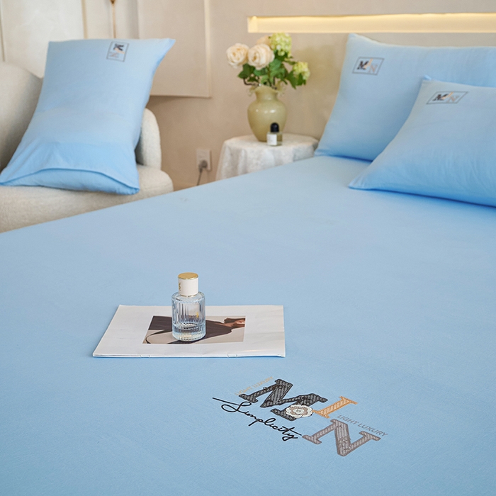 91家纺网 家纺一手货源 找家纺 爱诗诺家纺 2025新款亲肤A类锦小棉水洗色织原棉抗菌透气床笠四季款床罩床垫保护套 锦小棉床笠--天蓝