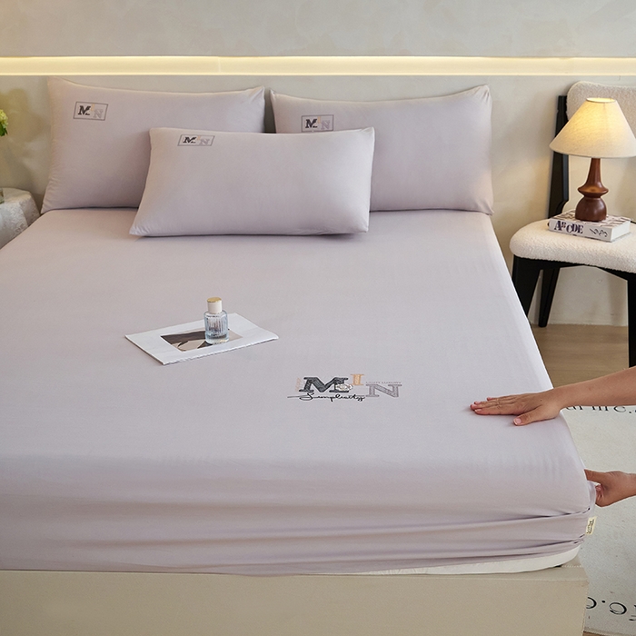 91家纺网 家纺一手货源 找家纺 爱诗诺家纺 2025新款亲肤A类锦小棉水洗色织原棉抗菌透气床笠四季款床罩床垫保护套 锦小棉床笠--浅灰