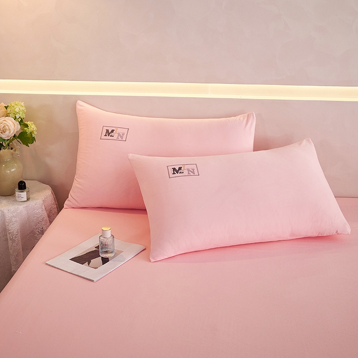 91家纺网 家纺一手货源 找家纺 爱诗诺家纺 2025新款亲肤A类锦小棉水洗色织原棉抗菌透气床笠四季款床罩床垫保护套 锦小棉床笠--少女粉