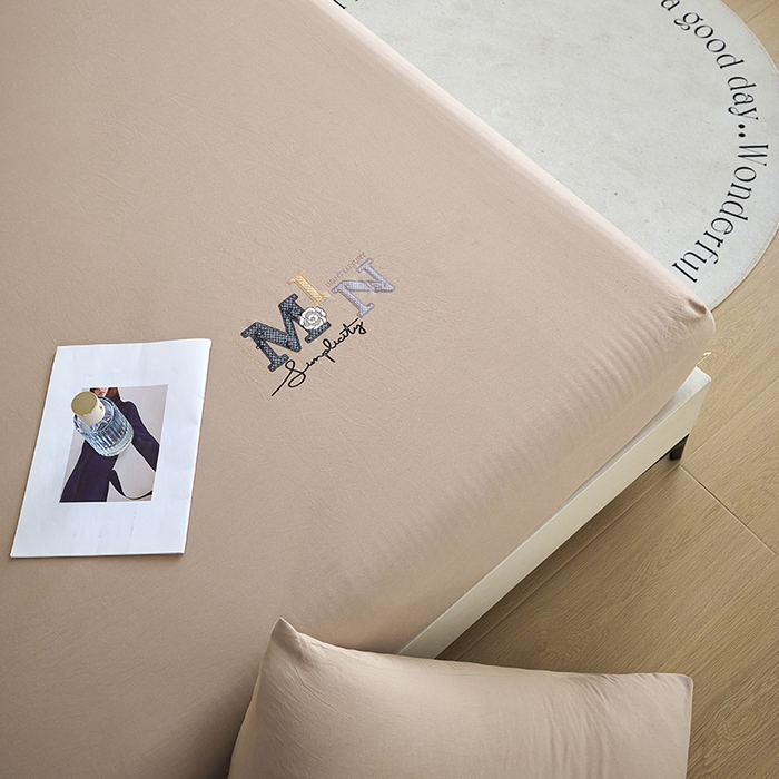 91家纺网 家纺一手货源 找家纺 爱诗诺家纺 2025新款亲肤A类锦小棉水洗色织原棉抗菌透气床笠四季款床罩床垫保护套 锦小棉床笠--浅咖