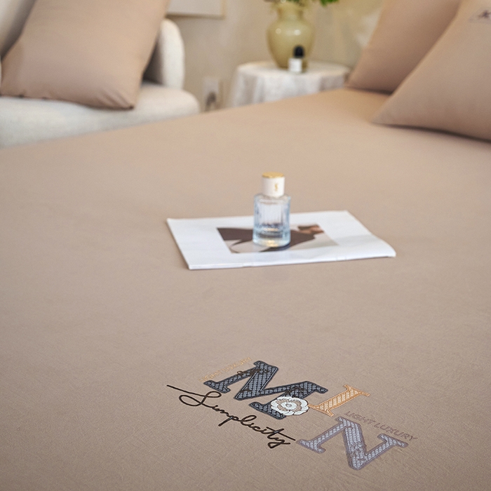 91家纺网 家纺一手货源 找家纺 爱诗诺家纺 2025新款亲肤A类锦小棉水洗色织原棉抗菌透气床笠四季款床罩床垫保护套 锦小棉床笠--浅咖