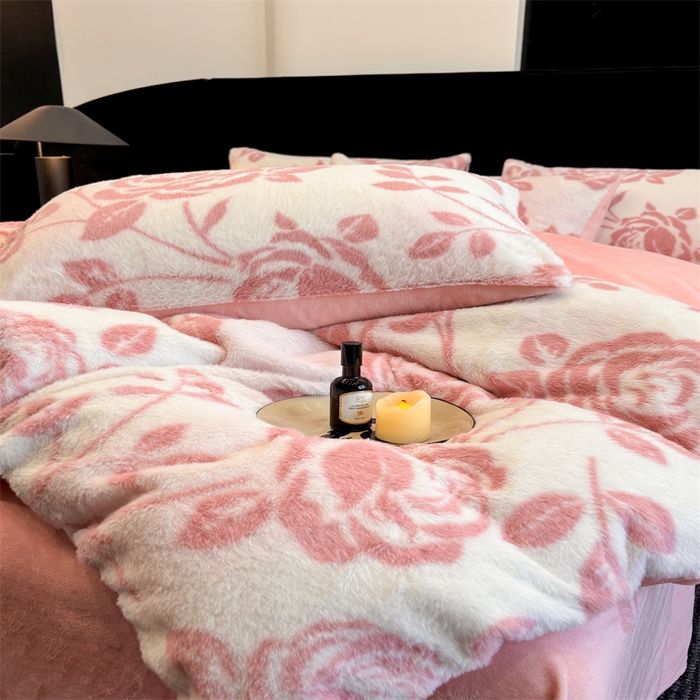 91家纺网 家纺一手货源 找家纺 莉莉安家纺 2025新款加厚保暖兔毛绒四件套 美拉德-粉蔷薇