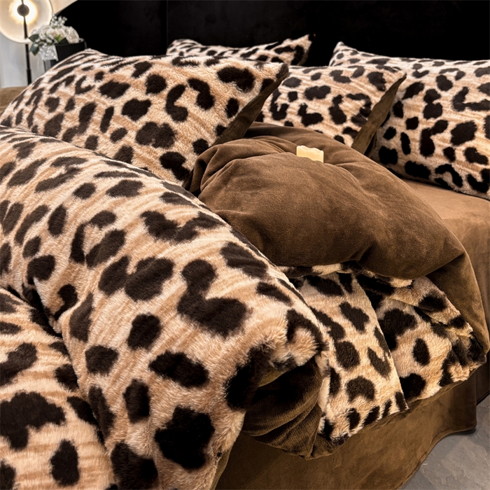 莉莉安家纺 2025新款加厚保暖兔毛绒四件套 美拉德-豹纹