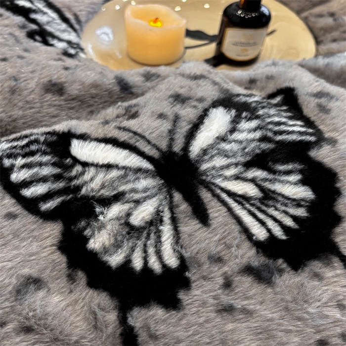 91家纺网 家纺一手货源 找家纺 莉莉安家纺 2025新款加厚保暖兔毛绒四件套 美拉德-蝶舞