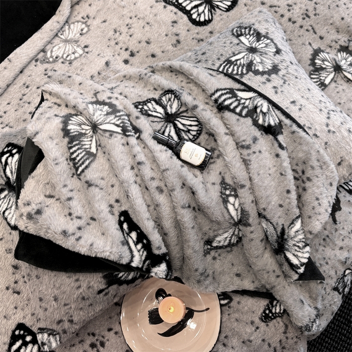 91家纺网 家纺一手货源 找家纺 莉莉安家纺 2025新款加厚保暖兔毛绒四件套 美拉德-蝶舞