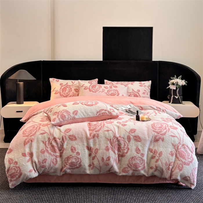 91家纺网 家纺一手货源 找家纺 莉莉安家纺 2025新款加厚保暖兔毛绒四件套 美拉德-粉蔷薇