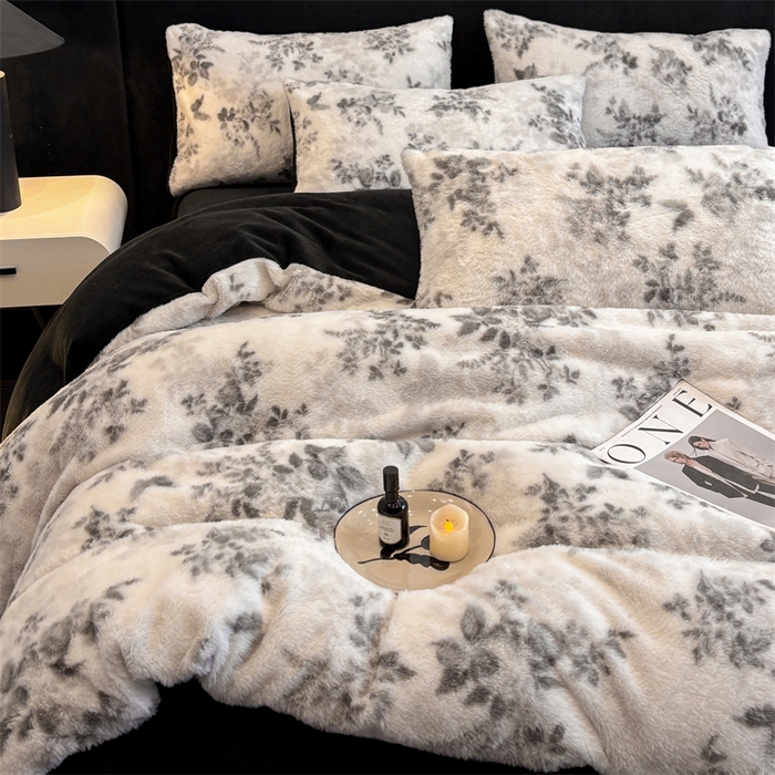 91家纺网 家纺一手货源 找家纺 莉莉安家纺 2025新款加厚保暖兔毛绒四件套 美拉德-墨花