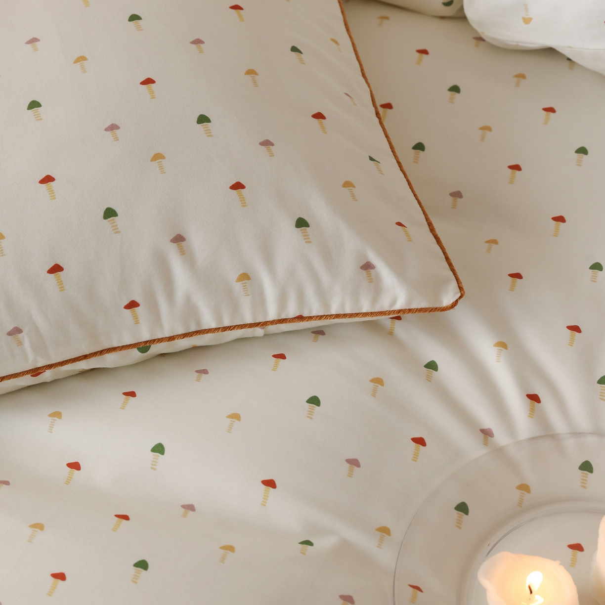 91家纺网 家纺一手货源 找家纺 时年家纺 2025新款全棉纯棉生态磨毛嵌绳款系列四件套 芝士蘑菇