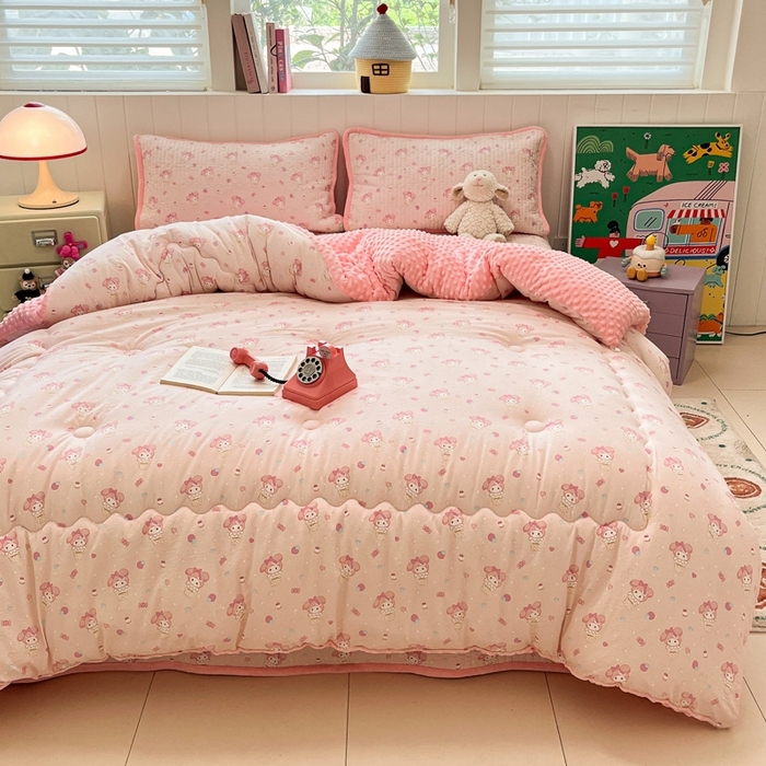 91家纺网 家纺一手货源 找家纺 （总）铺尚美家纺 2025新款云感双层纱ins少女心可爱系加厚豆豆被床盖暖梦系列（小红书推荐）