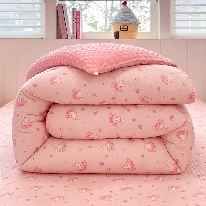 91家纺网 家纺一手货源 找家纺 （总）铺尚美家纺 2025新款云感双层纱ins少女心可爱系加厚豆豆被床盖暖梦系列（小红书推荐）