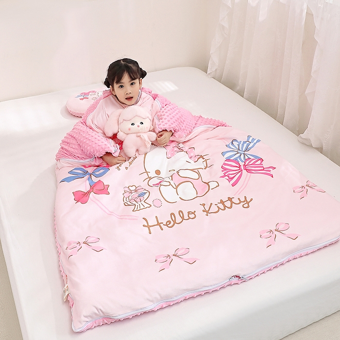 91家纺网 家纺一手货源 找家纺 八零年代 2025新款三丽鸥正版分体式可拆洗睡袋宝宝绒保暖儿童防踢被豆豆绒一体被 分体式可拆睡袋-美美KT