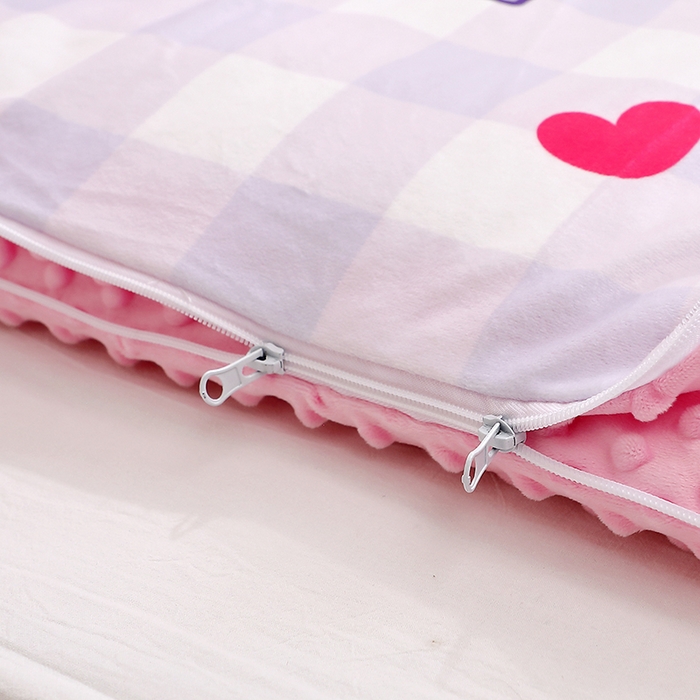 91家纺网 家纺一手货源 找家纺 八零年代 2025新款三丽鸥正版分体式可拆洗睡袋宝宝绒保暖儿童防踢被豆豆绒一体被 分体式可拆睡袋-汽车库洛米