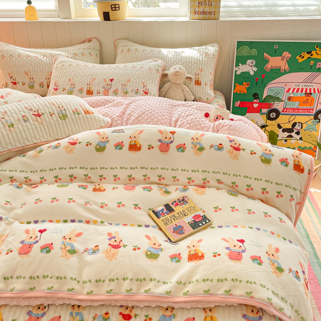 91家纺网 家纺一手货源 找家纺 贝扬思家纺 2025新款高克重牛奶绒豆豆被套床盖四件套-悦心系列 悦心-小兔派对