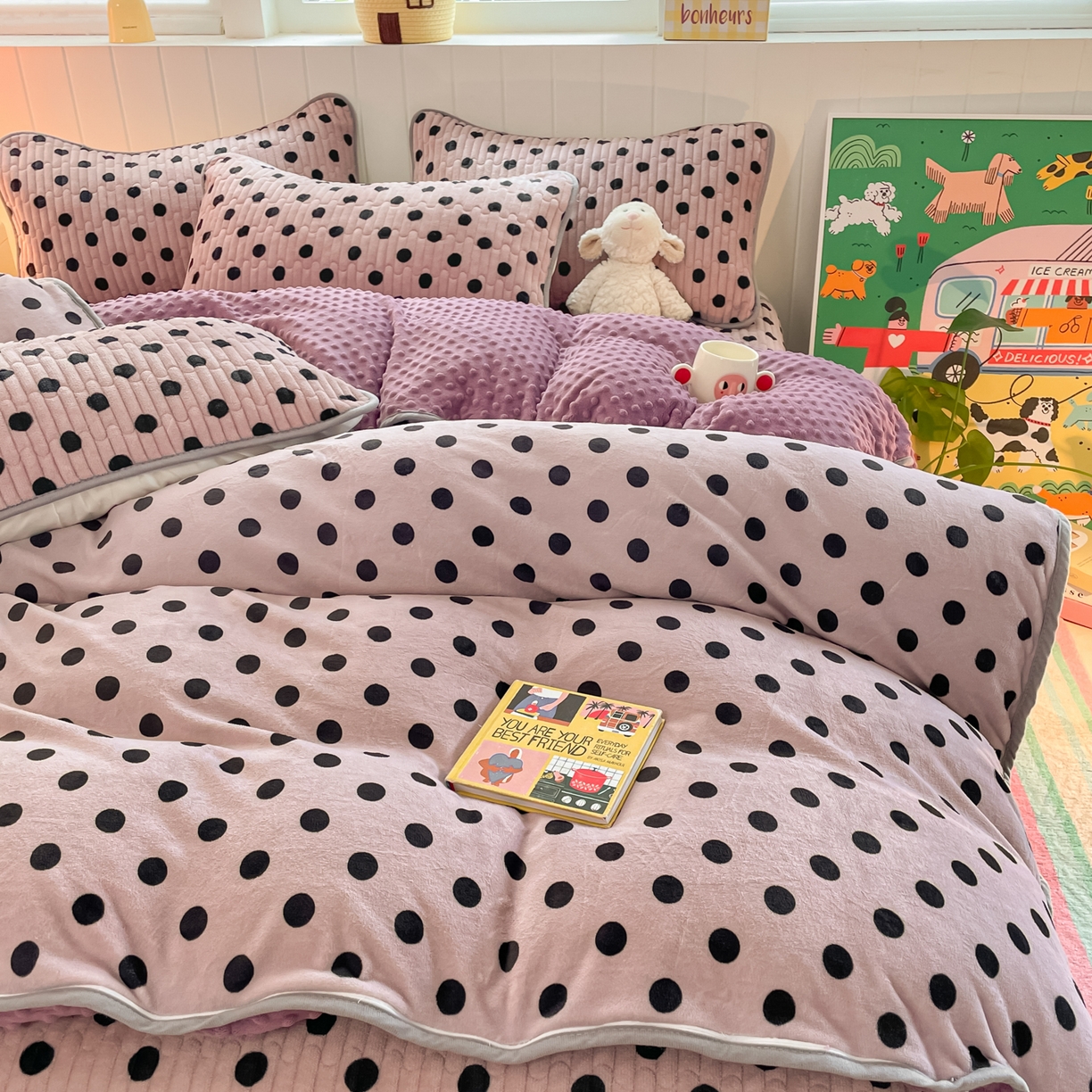 91家纺网 家纺一手货源 找家纺 贝扬思家纺 2025新款高克重牛奶绒豆豆被套床盖四件套-悦心系列 悦心-紫珍珠