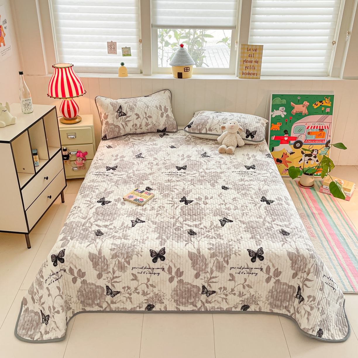 91家纺网 家纺一手货源 找家纺 贝扬思家纺 2025新款高克重牛奶绒豆豆被套床盖四件套-悦心系列 悦心-蝶赴卉