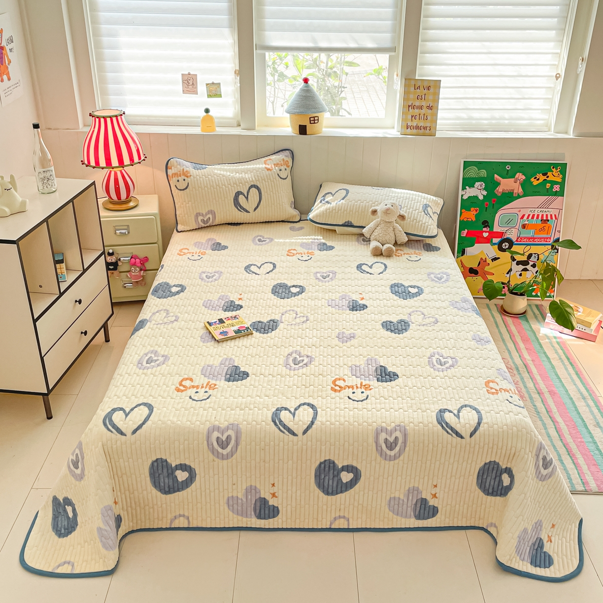 91家纺网 家纺一手货源 找家纺 贝扬思家纺 2025新款高克重牛奶绒豆豆被套床盖四件套-悦心系列 悦心-蜡笔心