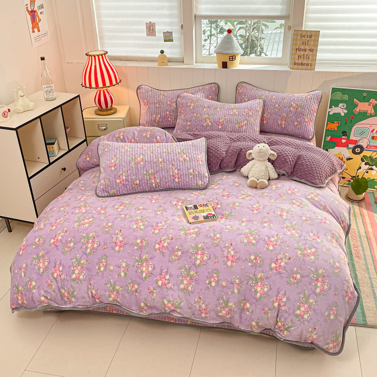 91家纺网 家纺一手货源 找家纺 贝扬思家纺 2025新款高克重牛奶绒豆豆被套床盖四件套-悦心系列 悦心-罗兰雨