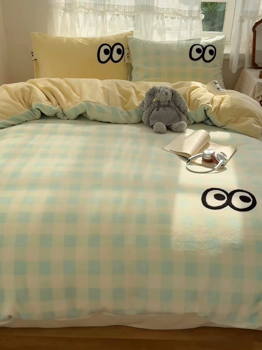 91家纺网 家纺一手货源 找家纺 桃子家居 2025新款A类ins毛巾绣显眼包撞色格子玛卡龙加厚牛奶绒织标四件套-小清新图 绒-显眼包蓝绿黄格