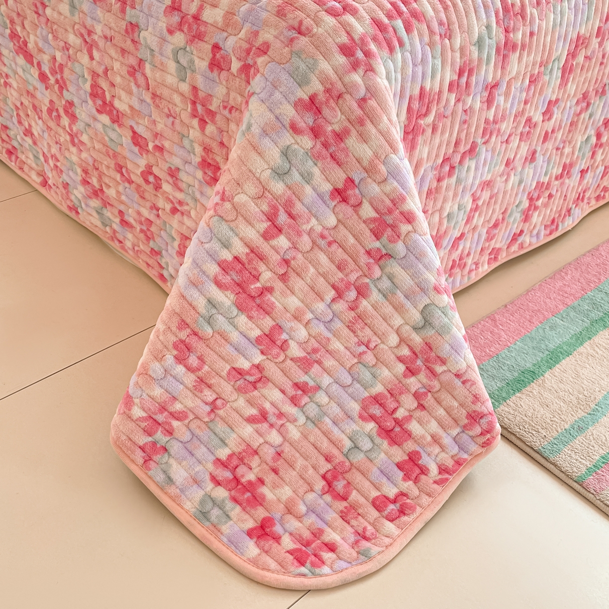 91家纺网 家纺一手货源 找家纺 贝扬思家纺 2025新款高克重牛奶绒豆豆被套床盖四件套-悦心系列 悦心-玫瑰粉黛