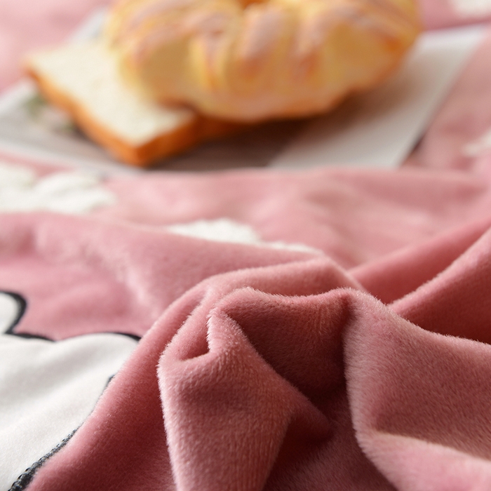 91家纺网 家纺一手货源 找家纺 （总）梵克保罗 2025新款婴儿绒原创绣花卡通学生三件套四件套