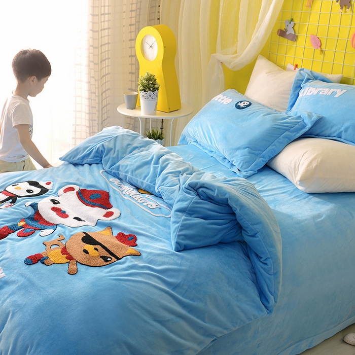 91家纺网 家纺一手货源 找家纺 梵克保罗 2025新款婴儿绒原创绣花卡通学生三件套四件套 海底小纵队-天蓝