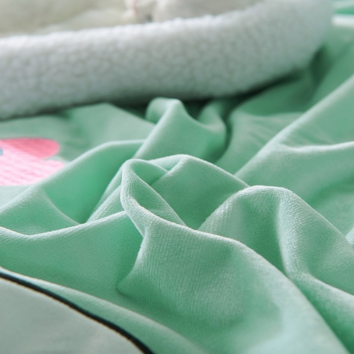 91家纺网 家纺一手货源 找家纺 梵克保罗 2025新款婴儿绒原创绣花卡通学生三件套四件套 可爱兔-绿