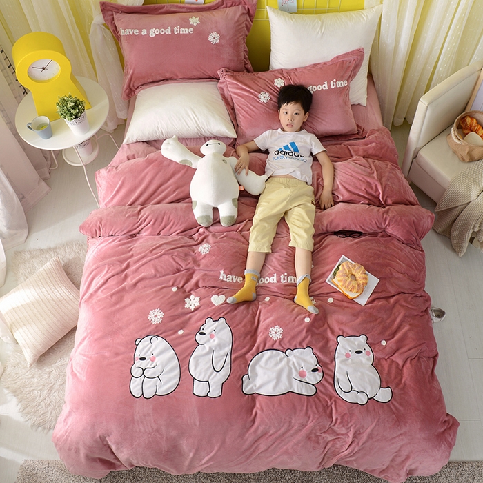 91家纺网 家纺一手货源 找家纺 （总）梵克保罗 2025新款婴儿绒原创绣花卡通学生三件套四件套