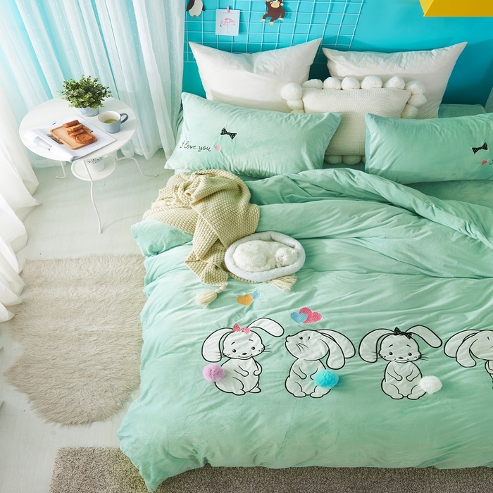 91家纺网 家纺一手货源 找家纺 梵克保罗 2025新款婴儿绒原创绣花卡通学生三件套四件套 可爱兔-绿