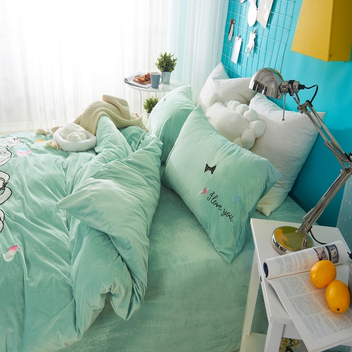 91家纺网 家纺一手货源 找家纺 梵克保罗 2025新款婴儿绒原创绣花卡通学生三件套四件套 可爱兔-绿