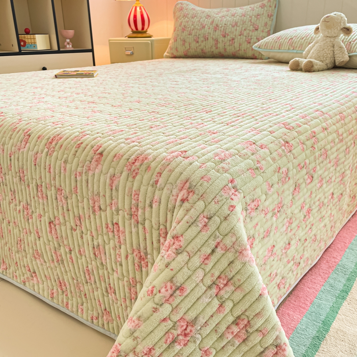 91家纺网 家纺一手货源 找家纺 贝扬思家纺 2025新款高克重牛奶绒豆豆被套床盖四件套-悦心系列 悦心-青提奶泡