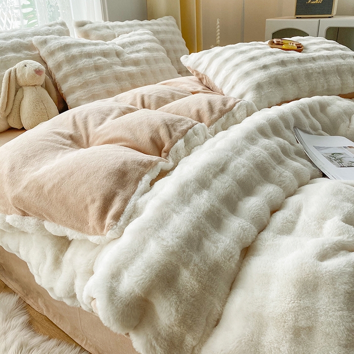 91家纺网 家纺一手货源 找家纺 潮邦创意家居 2025新款小米兔泡泡兔绒保暖四件套 米兔白