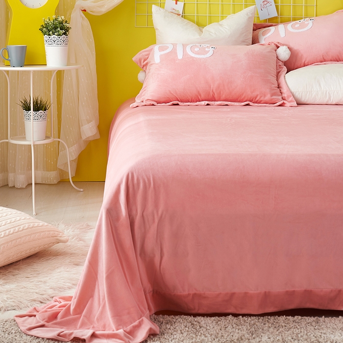 91家纺网 家纺一手货源 找家纺 梵克保罗 2025新款婴儿绒原创绣花卡通学生三件套四件套 小猪佩奇-玉