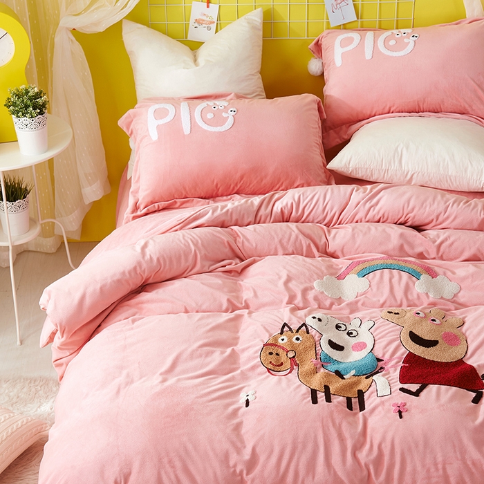 91家纺网 家纺一手货源 找家纺 梵克保罗 2025新款婴儿绒原创绣花卡通学生三件套四件套 小猪佩奇-玉