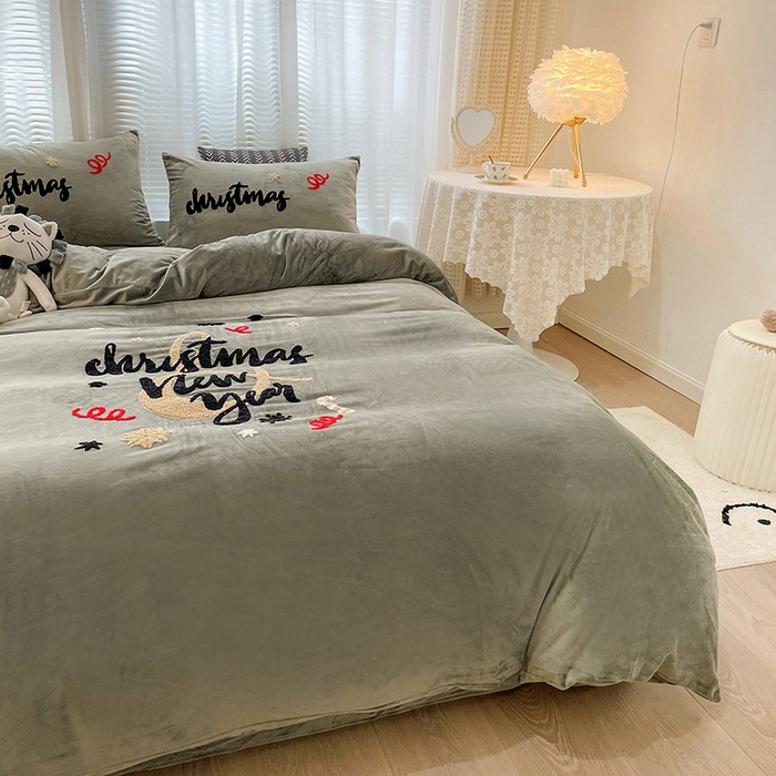 91家纺网 家纺一手货源 找家纺 梵克保罗 2025秋冬新款高克重婴儿绒原创绣花工艺系列三件套四件套-花卉系列 伊万卡-绿