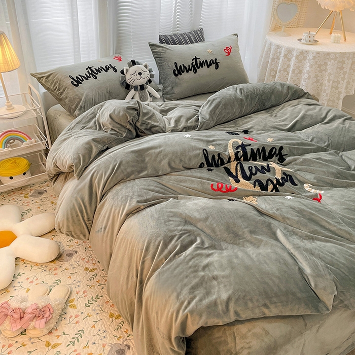 91家纺网 家纺一手货源 找家纺 梵克保罗 2025秋冬新款高克重婴儿绒原创绣花工艺系列三件套四件套-花卉系列 伊万卡-绿