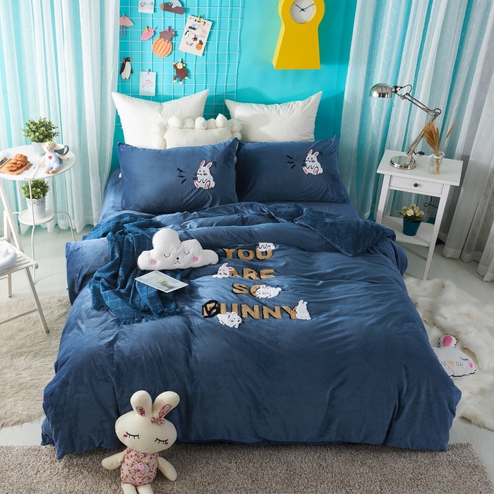 91家纺网 家纺一手货源 找家纺 （总）梵克保罗 2025秋冬新款高克重婴儿绒原创绣花工艺系列三件套四件套-卡通系列