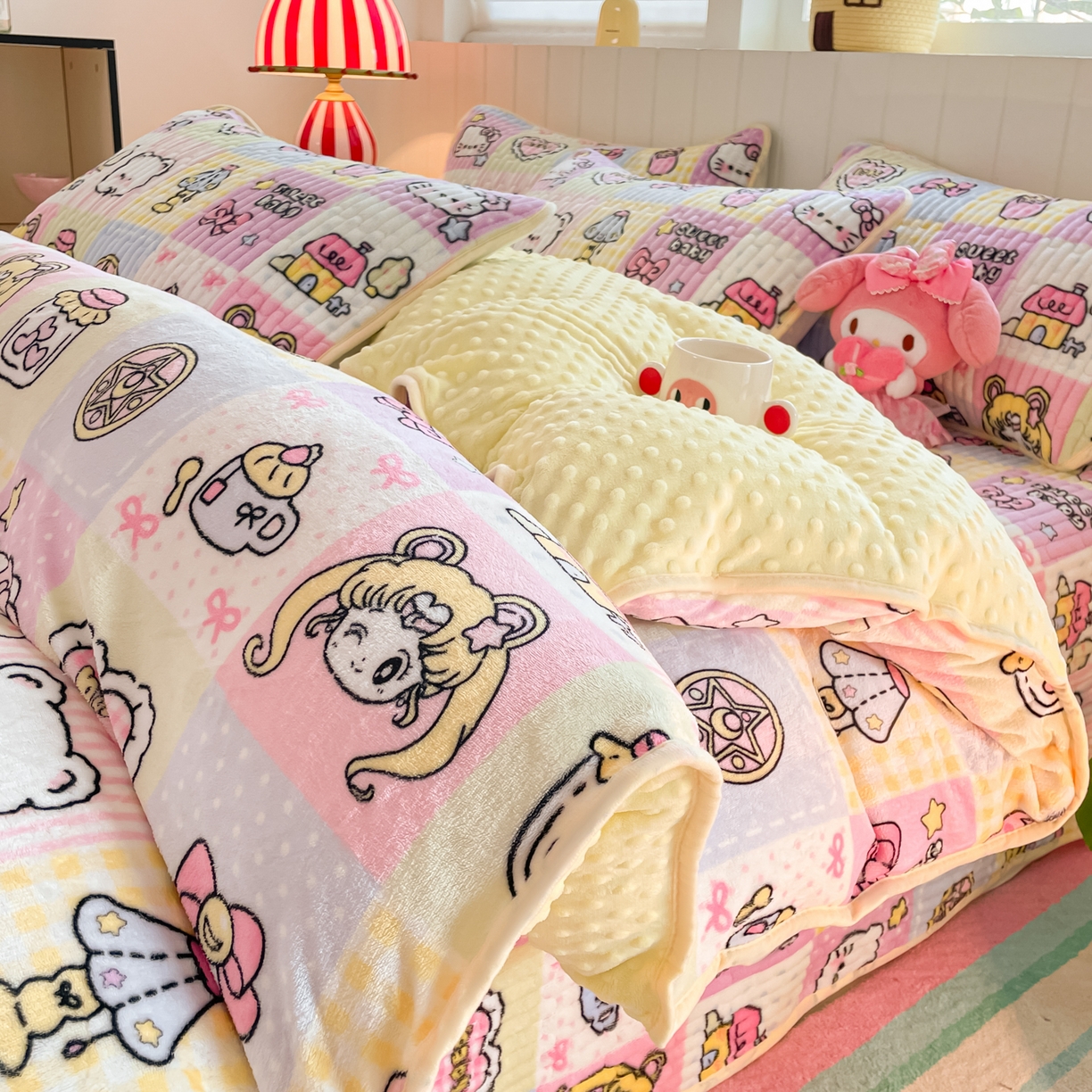 91家纺网 家纺一手货源 找家纺 贝扬思家纺 2025新款高克重牛奶绒豆豆被套床盖四件套-悦心系列 悦心-少女心