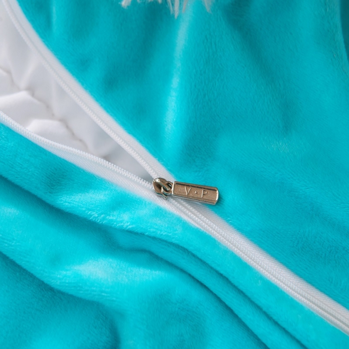 91家纺网 家纺一手货源 找家纺 梵克保罗 2025秋冬新款高克重婴儿绒原创绣花工艺系列三件套四件套-卡通系列 亲亲宝贝-翠兰